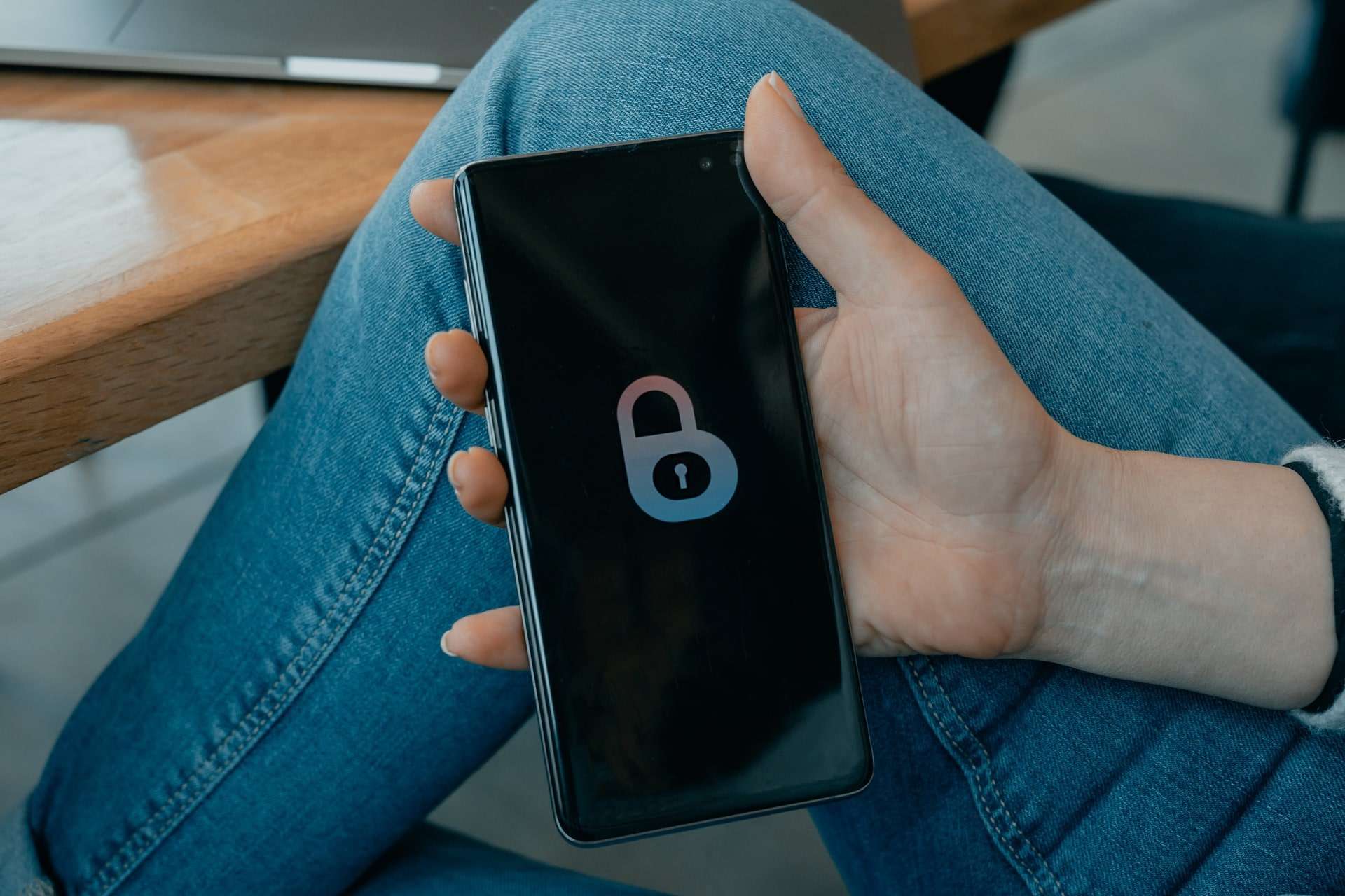 Episode: Which camera is better, the Pixel 6 vs S21 Ultra?